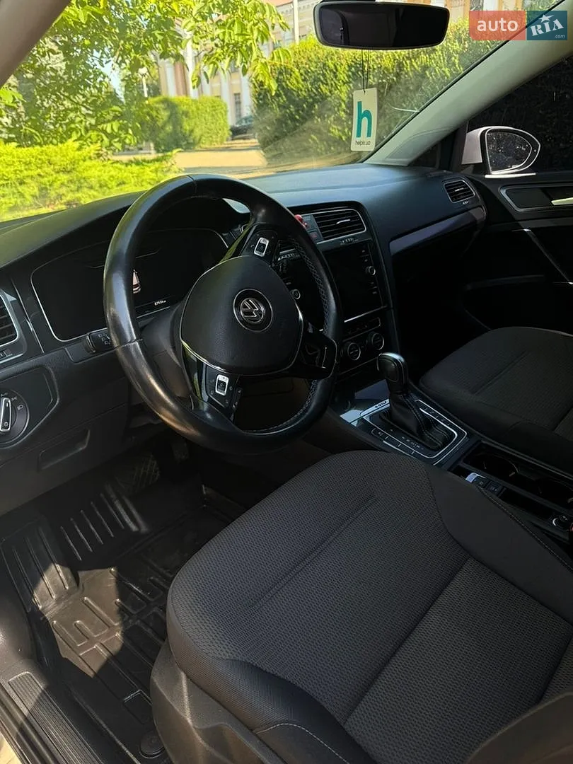 2019 Volkswagen Golf - мініатюра 9