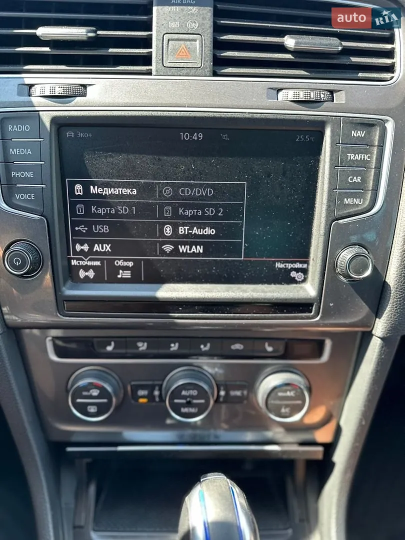 2015 Volkswagen Golf - мініатюра 35