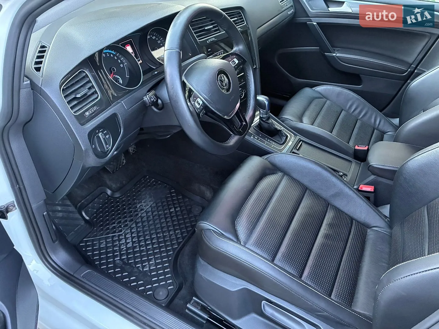 2017 Volkswagen Golf - мініатюра 18
