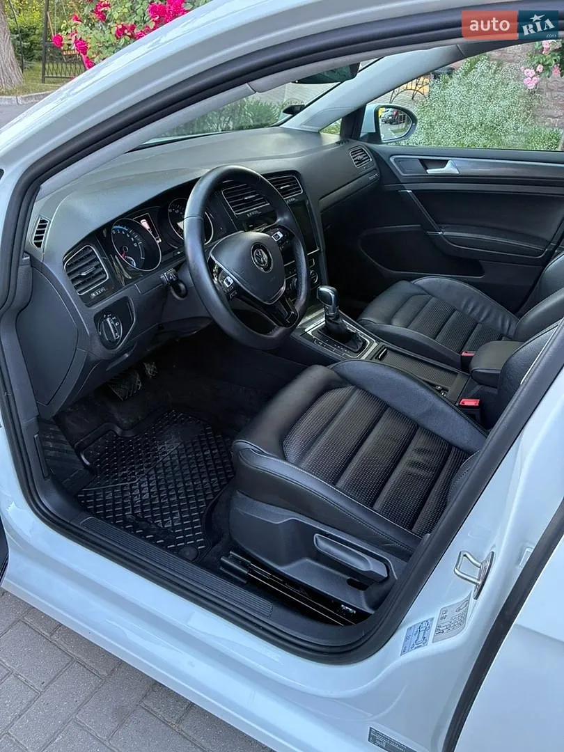 2017 Volkswagen Golf - мініатюра 8
