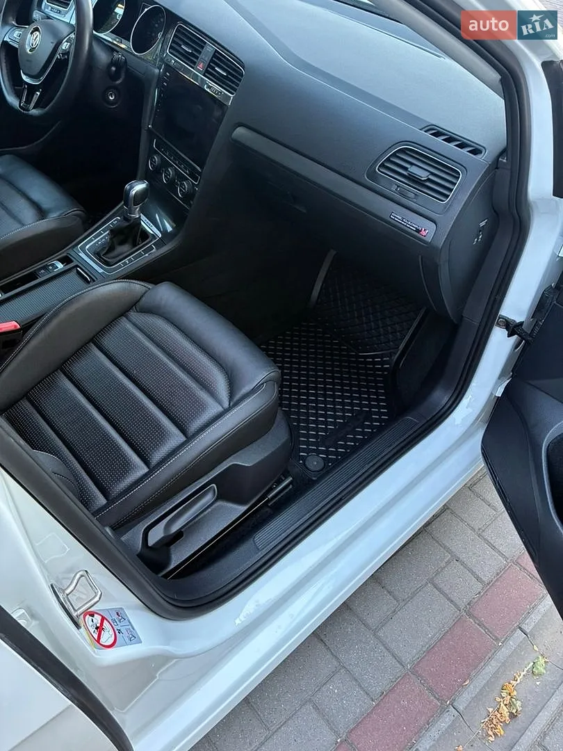 2017 Volkswagen Golf - мініатюра 13