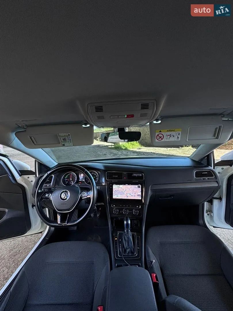 2017 Volkswagen Golf - мініатюра 12