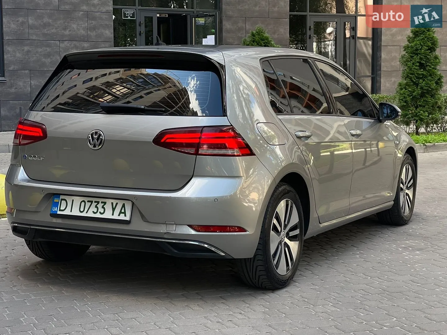 2017 Volkswagen Golf - мініатюра 10