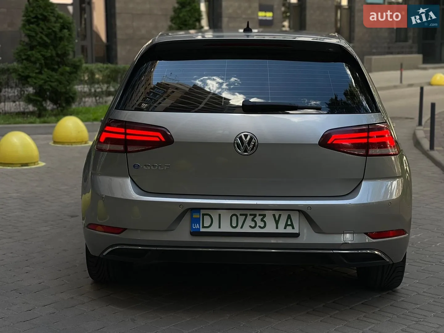 2017 Volkswagen Golf - мініатюра 12