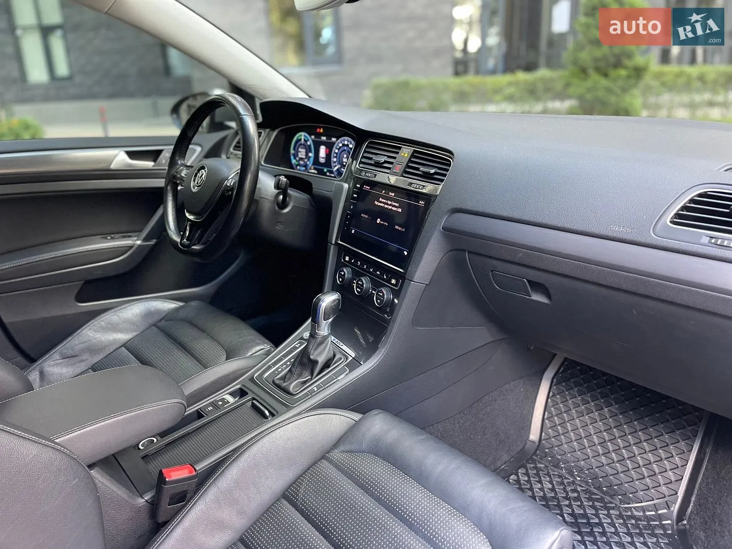 2017 Volkswagen Golf - мініатюра 25