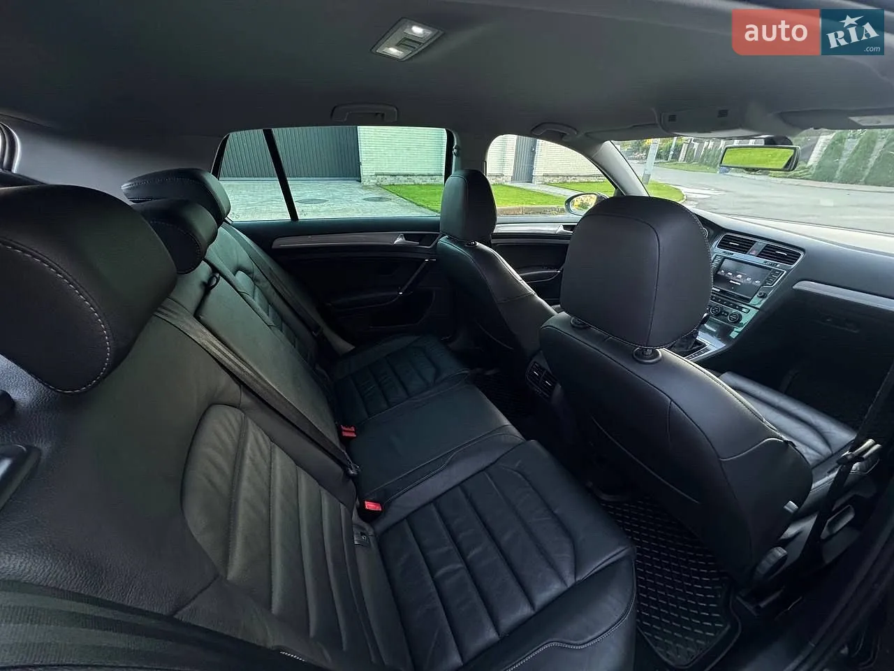 2021 Volkswagen ID.4 - мініатюра 10