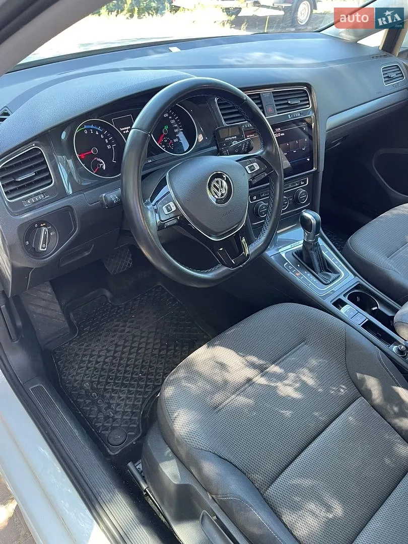 2018 Volkswagen Golf - мініатюра 17