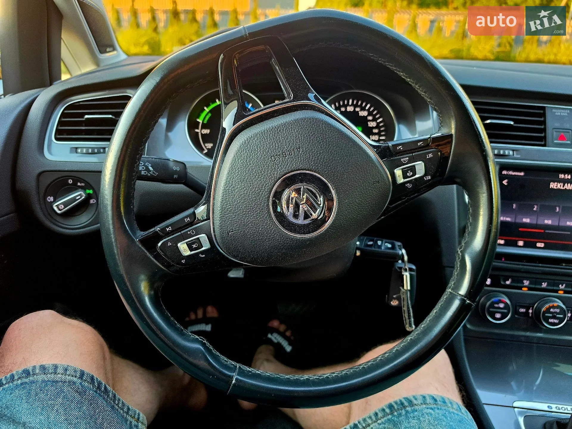 2015 Volkswagen Golf - мініатюра 2