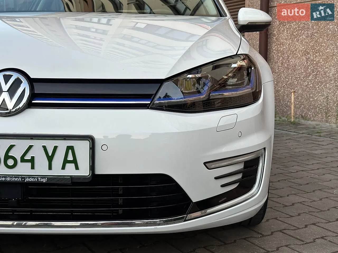 2020 Volkswagen Golf - мініатюра 3