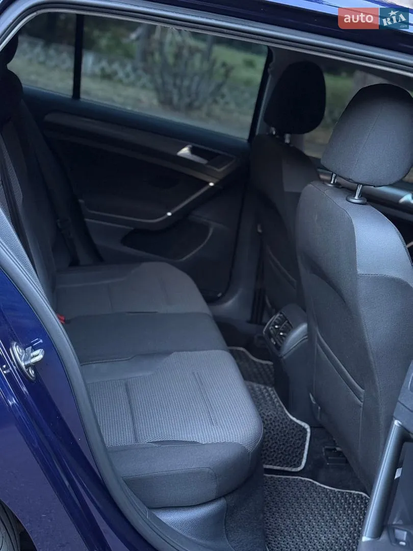 2017 Volkswagen Golf - мініатюра 21