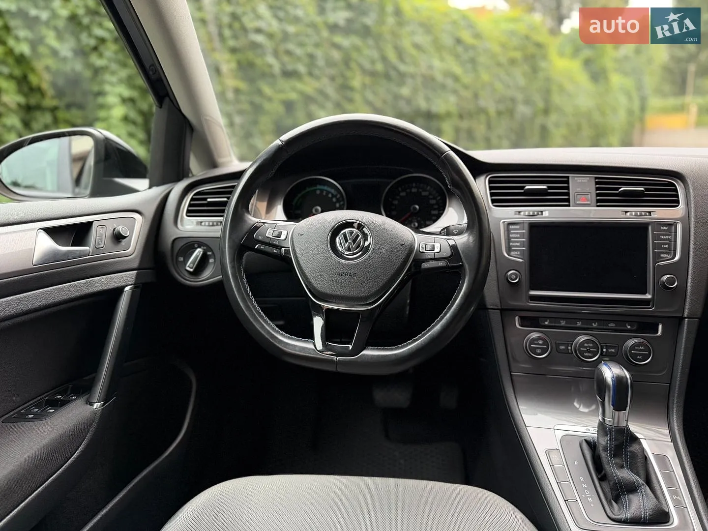 2015 Volkswagen Golf - мініатюра 28