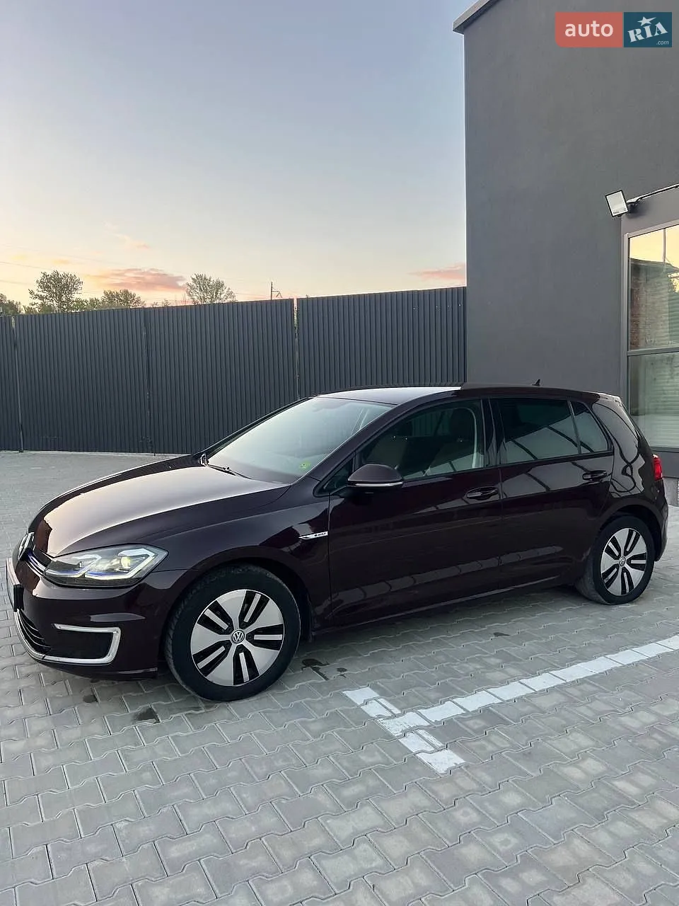 2017 Volkswagen Golf - мініатюра 4