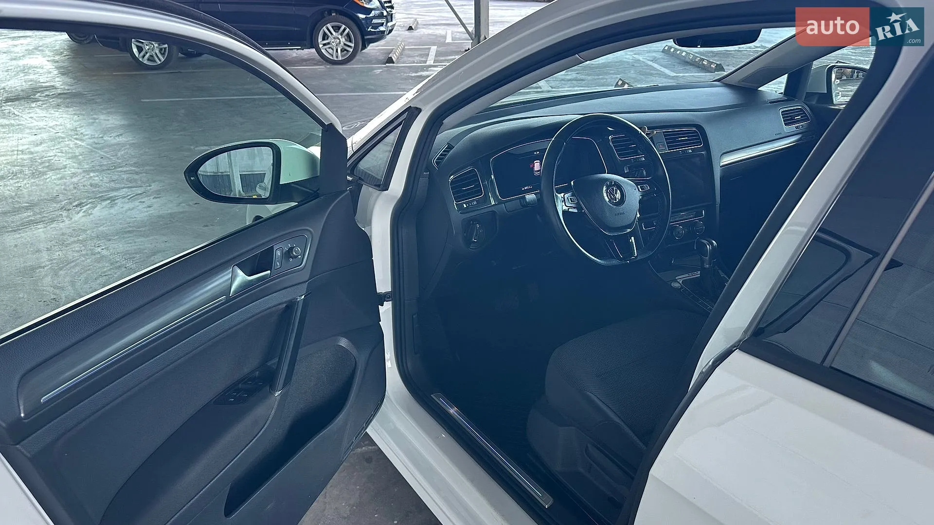 2017 Volkswagen Golf - мініатюра 10