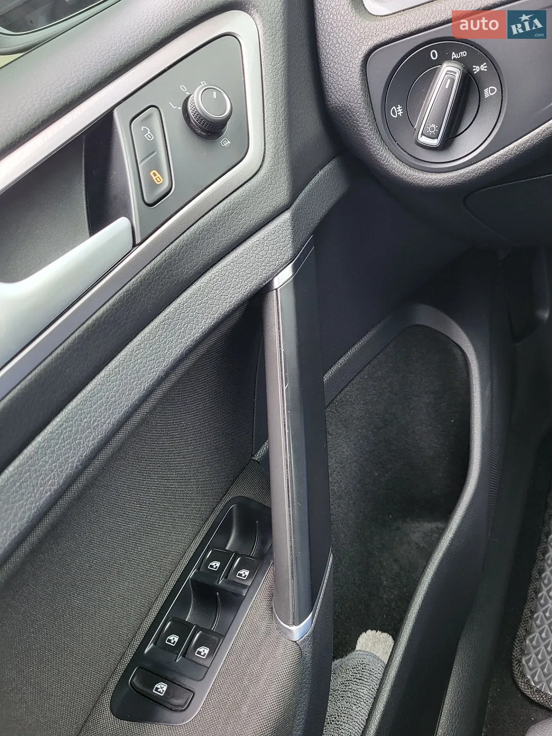 2015 Volkswagen Golf - мініатюра 34