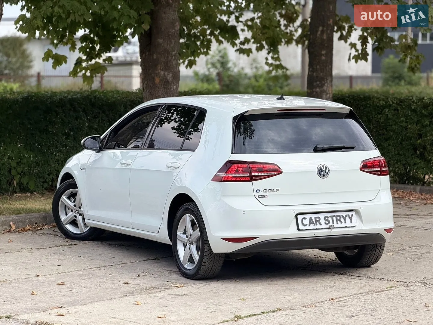 2014 Volkswagen Golf - мініатюра 3
