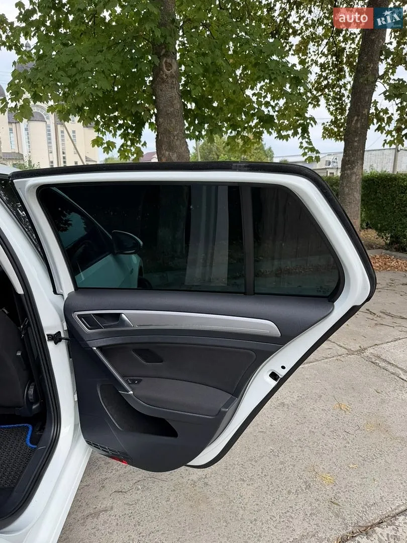 2014 Volkswagen Golf - мініатюра 34