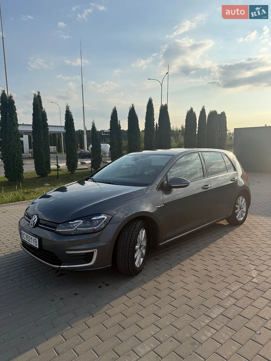 2018 Volkswagen Golf - мініатюра 2