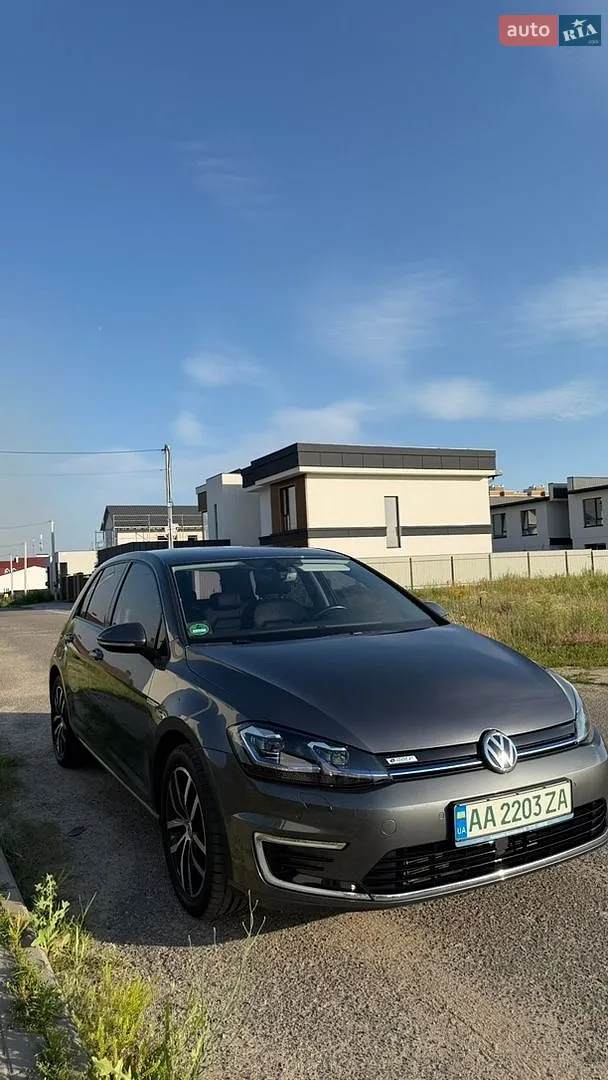 2019 Volkswagen Golf - мініатюра 4
