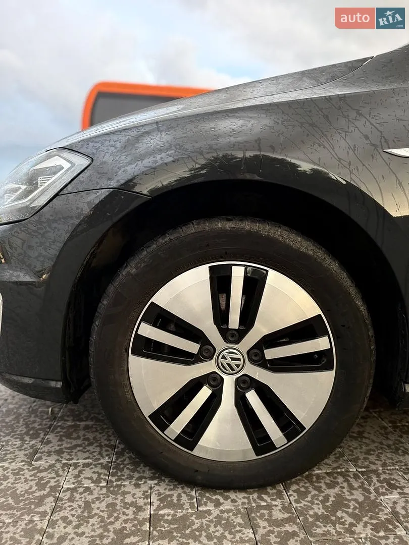 2020 Volkswagen Golf - мініатюра 9