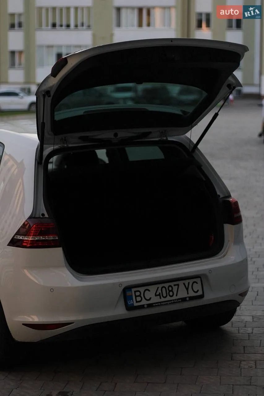 2014 Volkswagen Golf - мініатюра 4