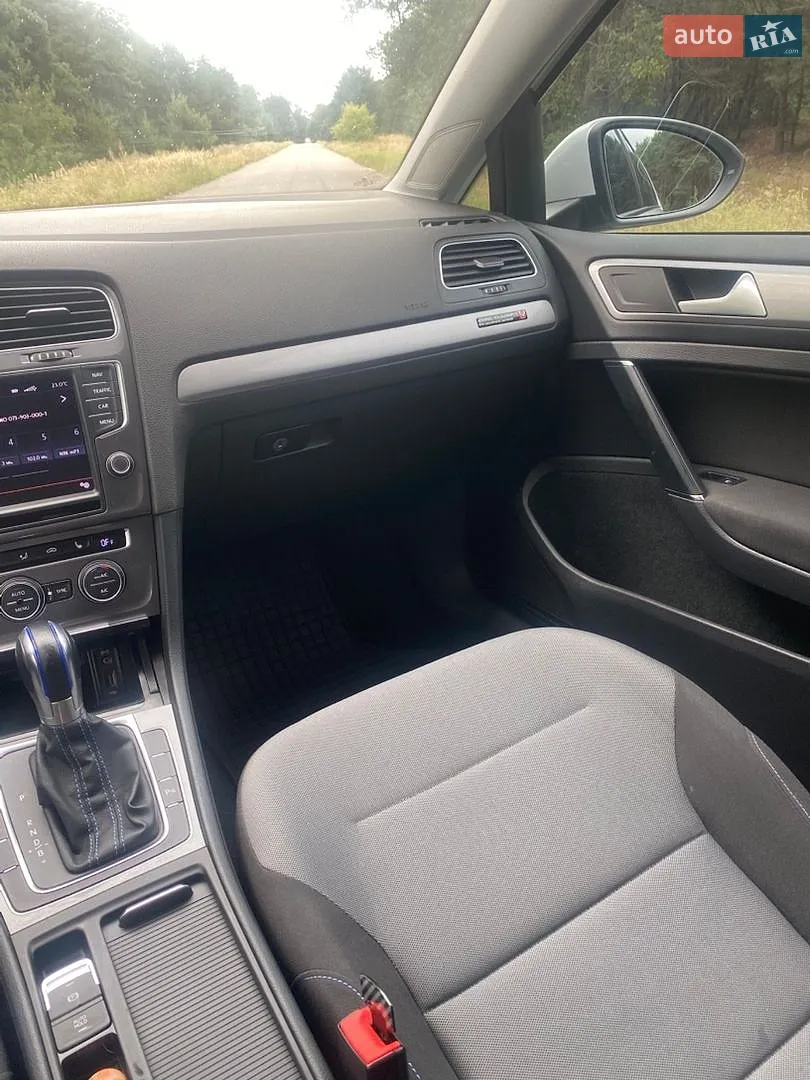 2014 Volkswagen Golf - мініатюра 17