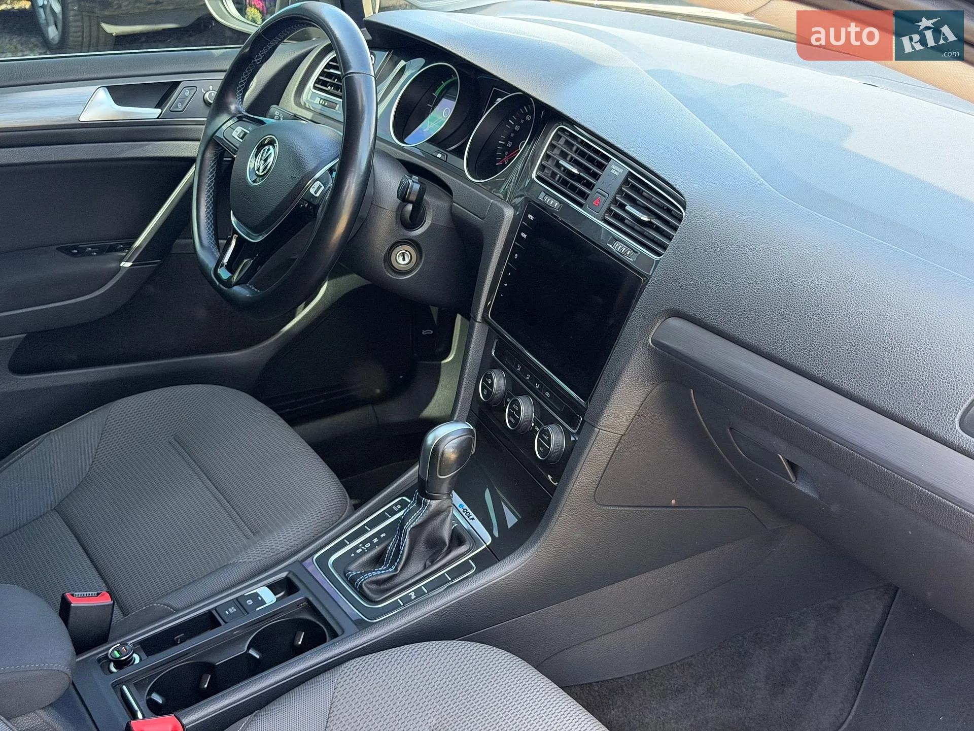 2020 Volkswagen Golf - мініатюра 42
