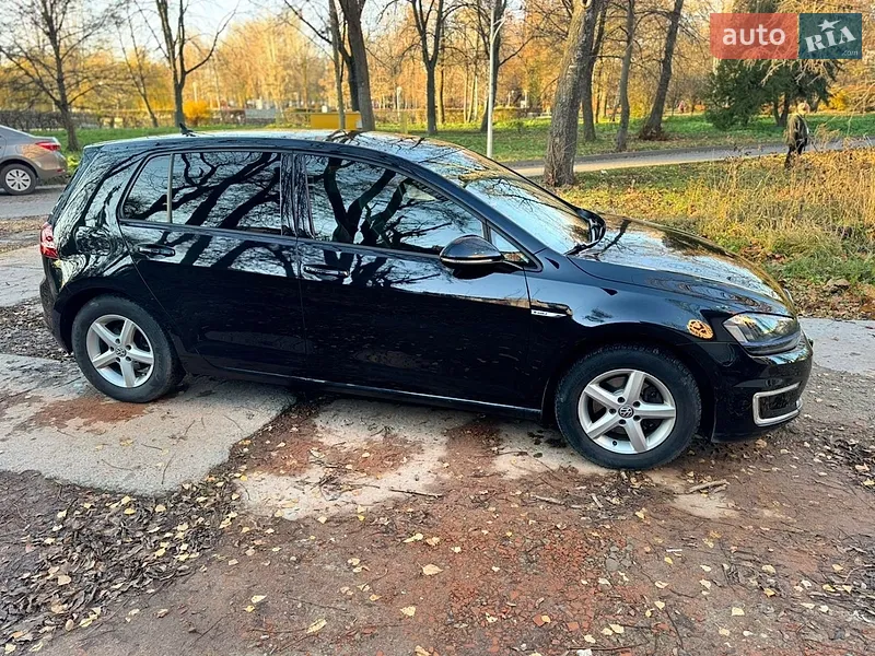 Volkswagen e-Golf