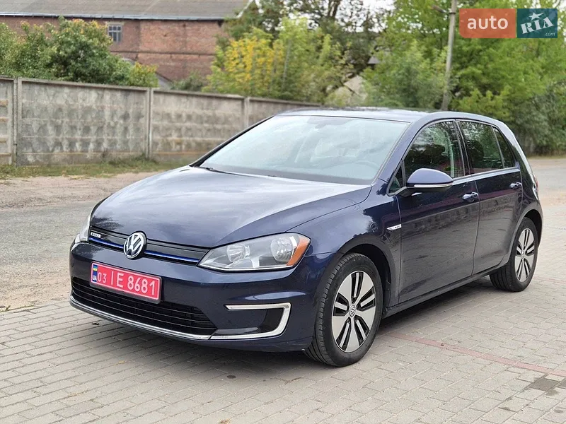 Volkswagen e-Golf 2015
