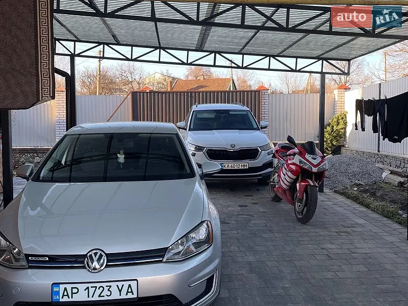 Volkswagen e-Golf