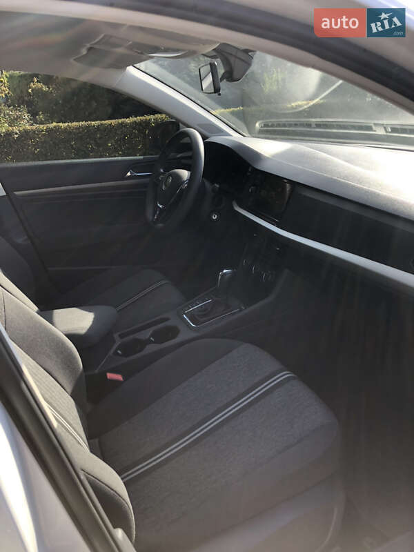 Седан Volkswagen e-Lavida 2021 в Львове