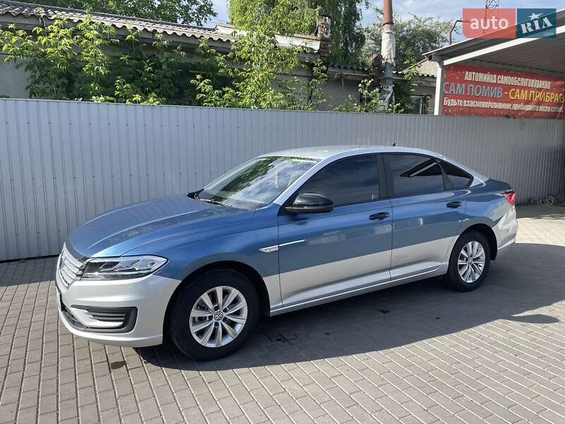 Volkswagen e-Lavida 2019