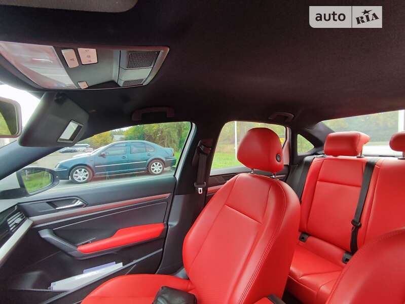 Седан Volkswagen e-Lavida 2019 в Львове