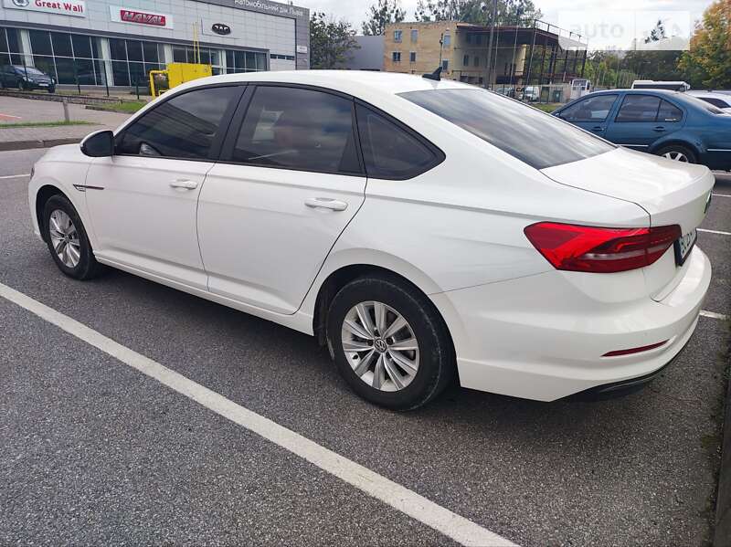 Седан Volkswagen e-Lavida 2019 в Львове