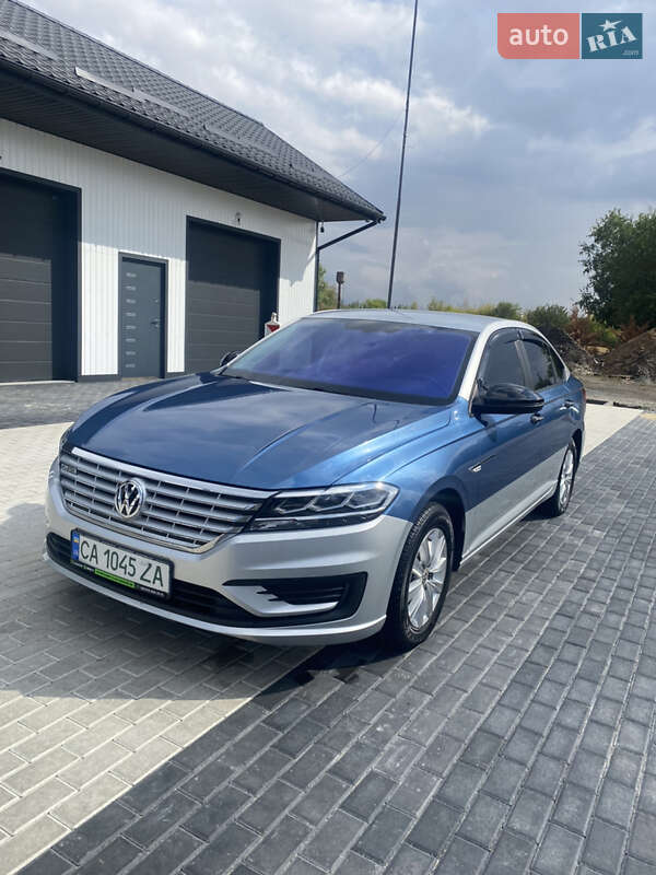 Седан Volkswagen e-Lavida 2019 в 