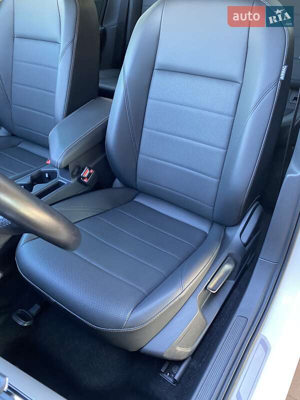 Седан Volkswagen e-Lavida 2019 в Києві