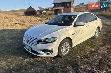Седан Volkswagen e-Lavida 2019 в Ровно