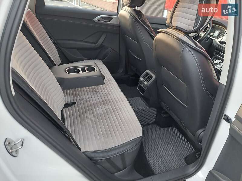 Внедорожник / Кроссовер Volkswagen E-Tharu 2020 в Одессе