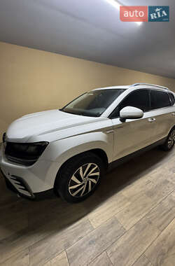 Внедорожник / Кроссовер Volkswagen E-Tharu 2020 в 