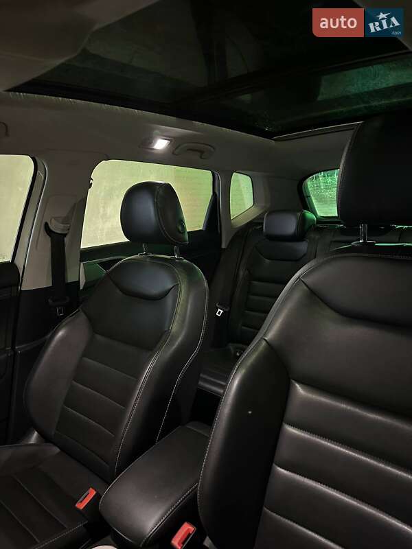 Внедорожник / Кроссовер Volkswagen E-Tharu 2020 в Шостке