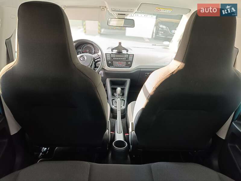 Хэтчбек Volkswagen e-Up 2021 в Киеве