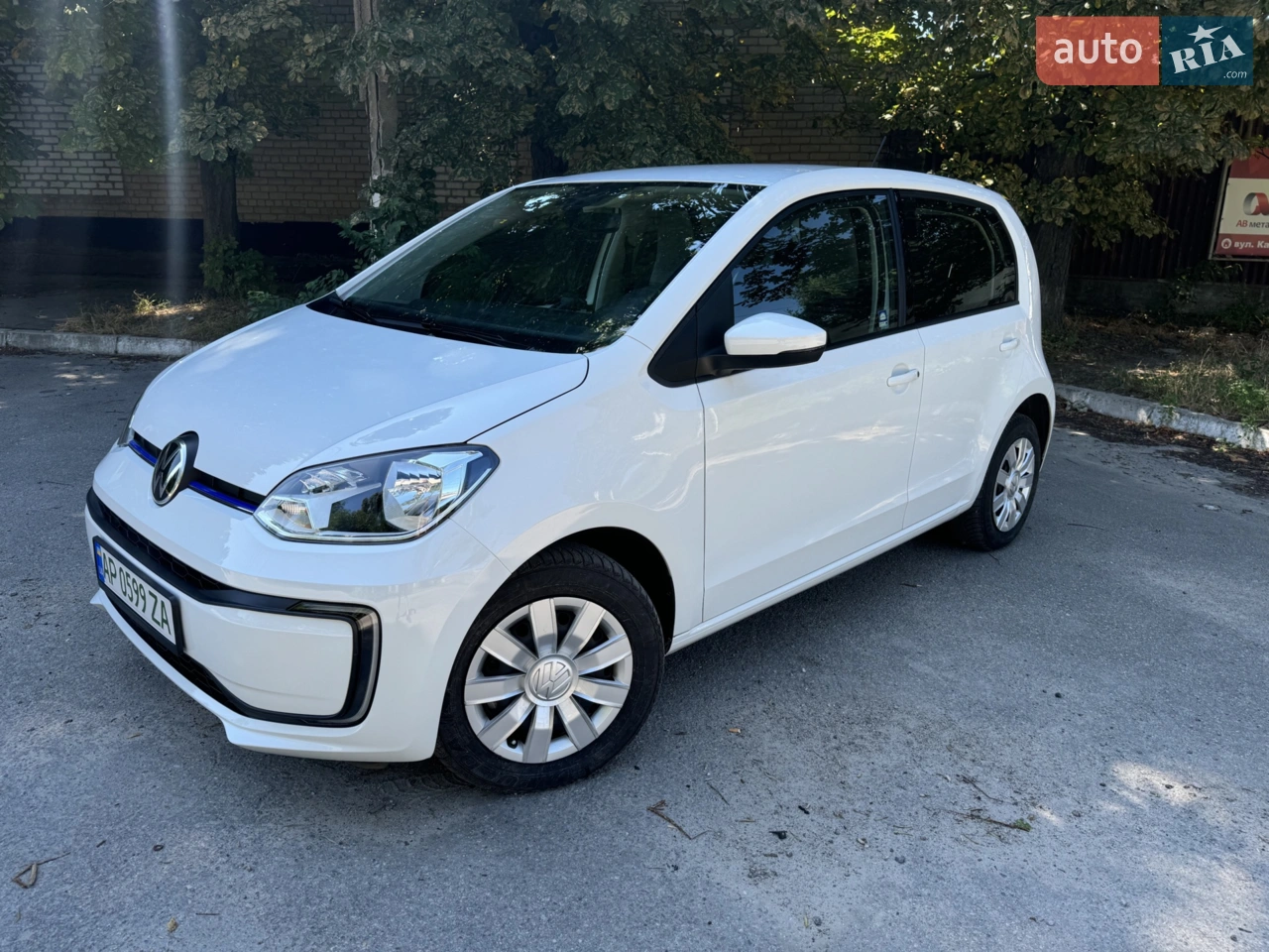 2022 Volkswagen up! - мініатюра 19
