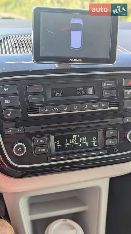 Хэтчбек Volkswagen e-Up 2013 в Виннице фото 18 Хэтчбек Volkswagen e-Up 2013 в Виннице