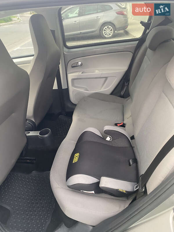 Хэтчбек Volkswagen e-Up 2014 в Луцке фото 6 Хэтчбек Volkswagen e-Up 2014 в Луцке