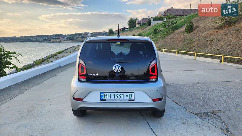 Хэтчбек Volkswagen e-Up 2020 в Одессе