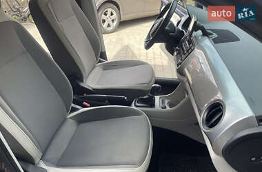 Хетчбек Volkswagen e-Up 2013 в 