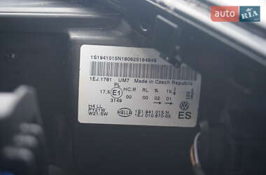 Хетчбек Volkswagen e-Up 2014 в 