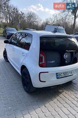 Хэтчбек Volkswagen e-Up 2013 в 
