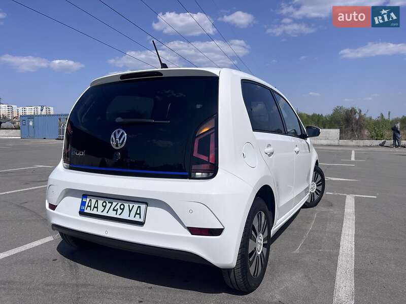 Хетчбек Volkswagen e-Up 2018 в Ірпені