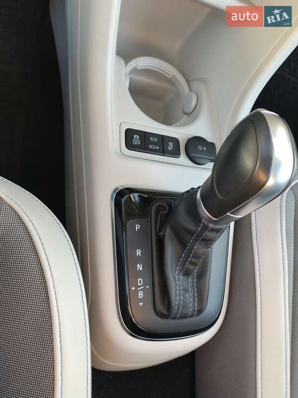 Хетчбек Volkswagen e-Up 2014 в Коломиї