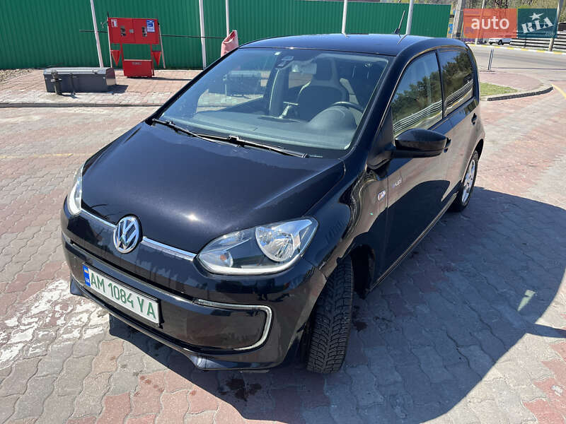 Хетчбек Volkswagen e-Up 2014 в Києві